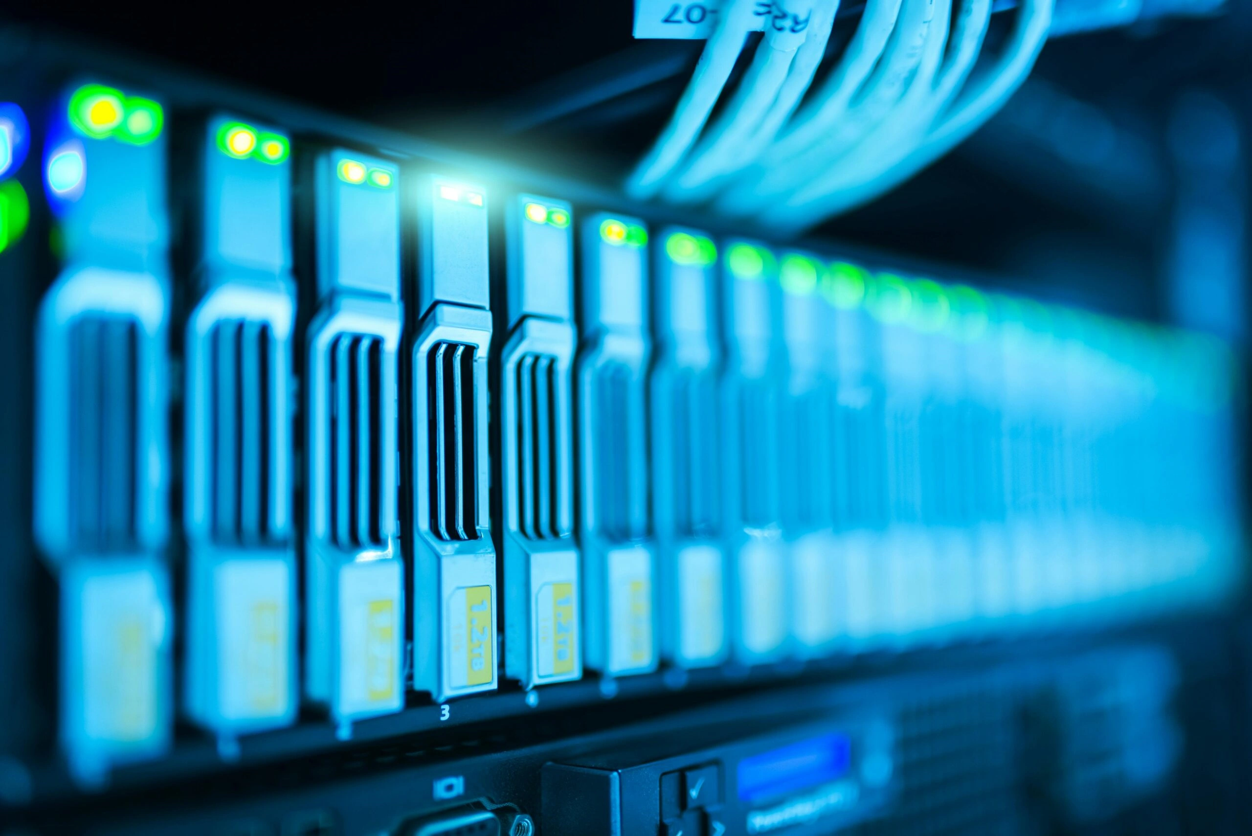 Server rack infrastructure for online shops & web development